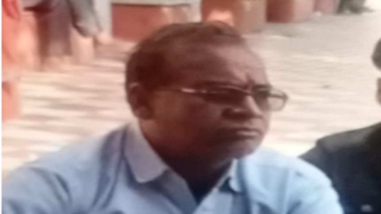Lalitpur news: couple robbed of lakhs after beating, death of grocery shopkeeper