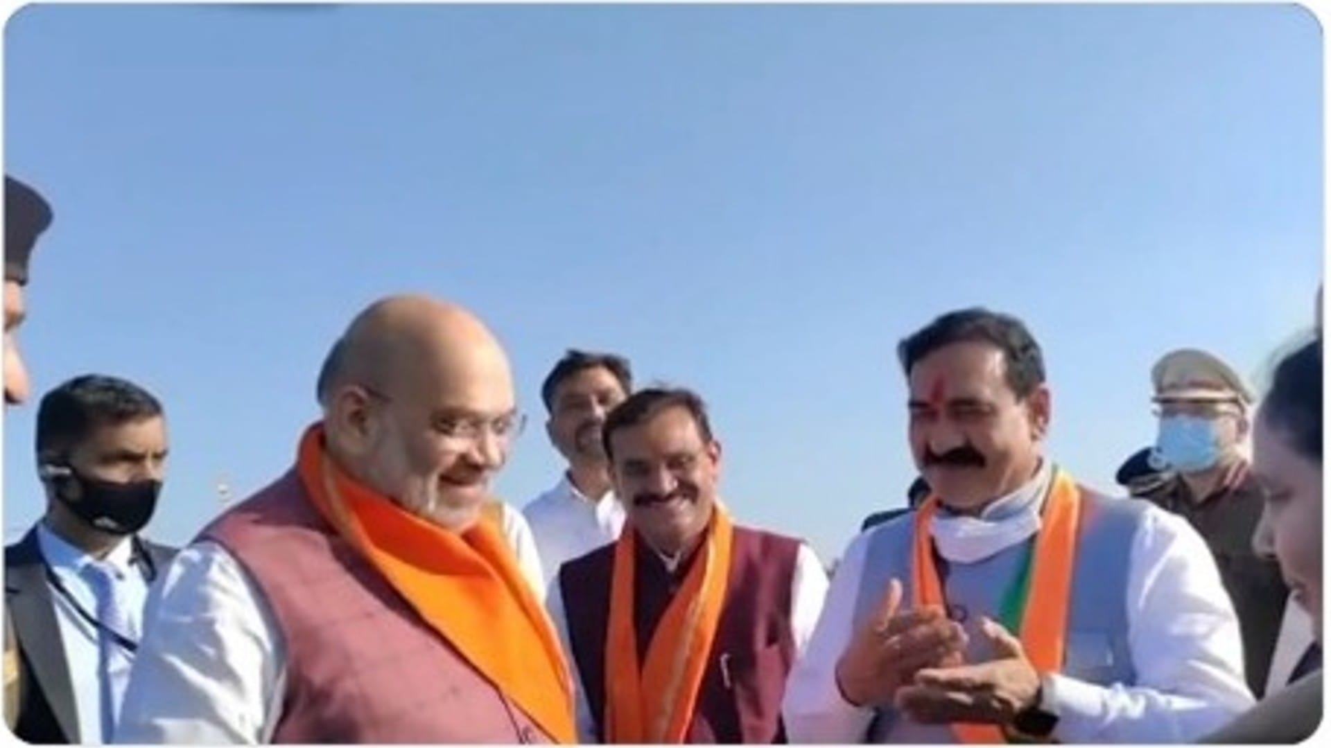 Amit Shah reached mother Pitambara Dham: Worshiped the goddess of power and Vankhandeshwar Mahadev, received by Dr. Narottam Mishra