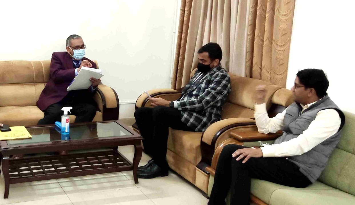 Human Rights Commission Chairman Justice SK Mittal held a meeting with the officials