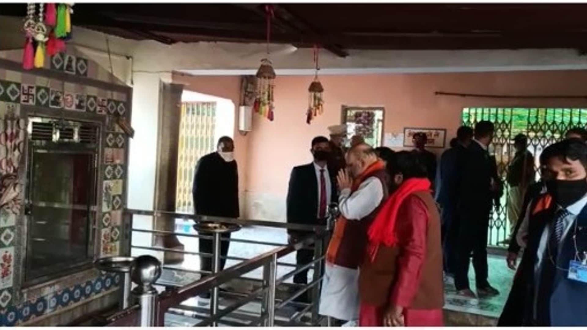 Amit Shah reached mother Pitambara Dham: Worshiped the goddess of power and Vankhandeshwar Mahadev, received by Dr. Narottam Mishra