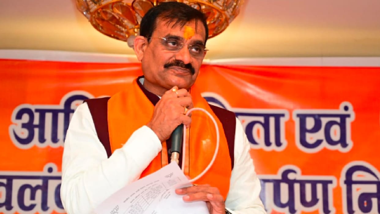 VD Sharma targeted Diggi: Former Chief Minister Digvijay Singh was called a political criminal
