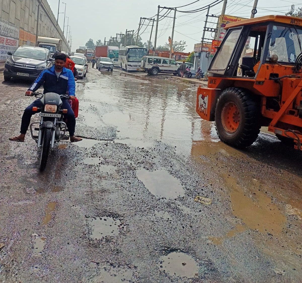 NH-44: Drivers hiccuping on the broken highway