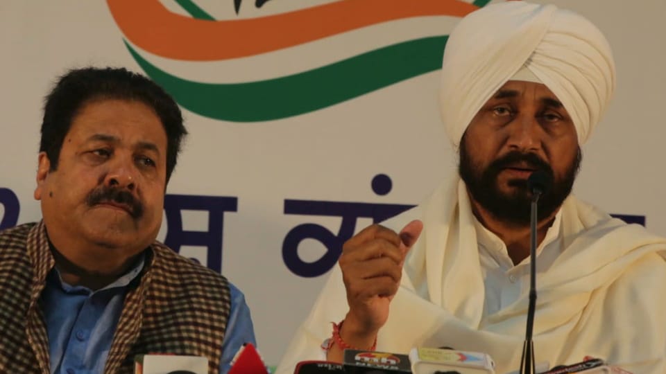 Press Conference of Punjab CM Charanjit Singh Channi in Chandigarh
