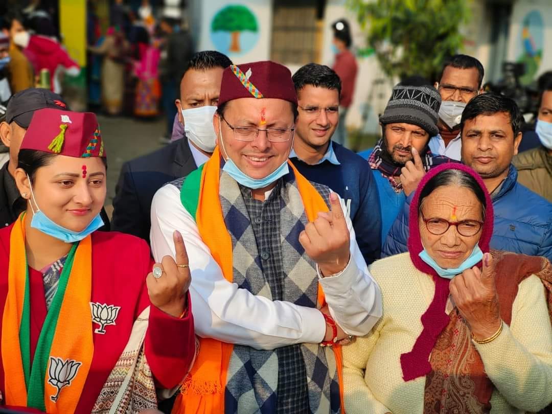 Uttarakhand Election 2022: CM Pushkar Singh Dhami and These Leaders Cast Their Vote Along With Family, See Photos