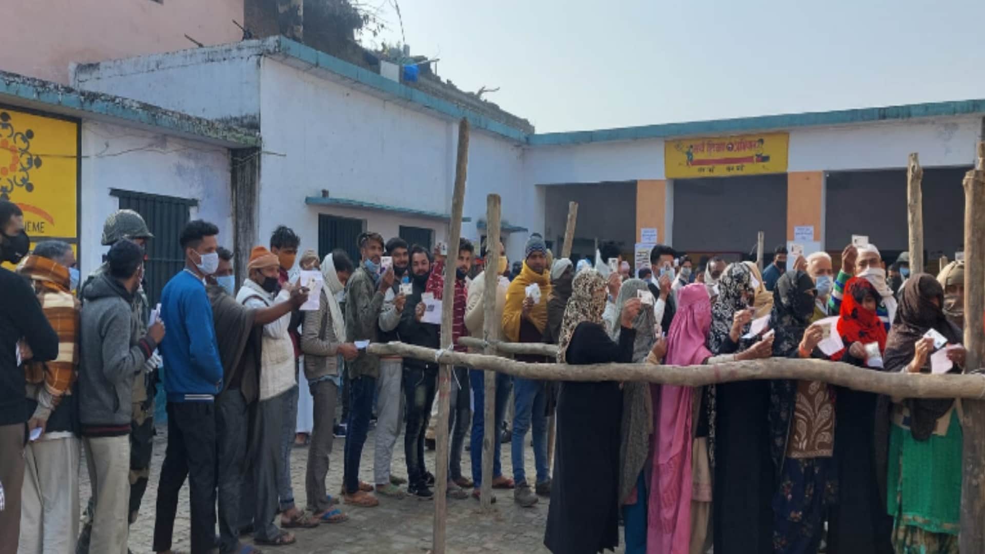UP Chunav 2022 : Muslim voters have not divided but Dalits voters divided every assembly seat in first phase