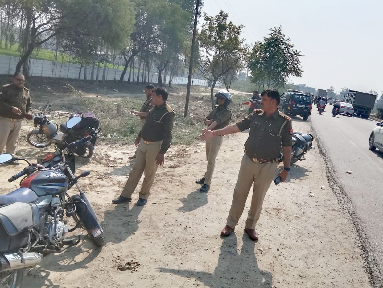 Moped rider dies in accident
