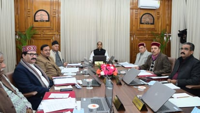 हिमाचल कैबिनेट की बैठक।