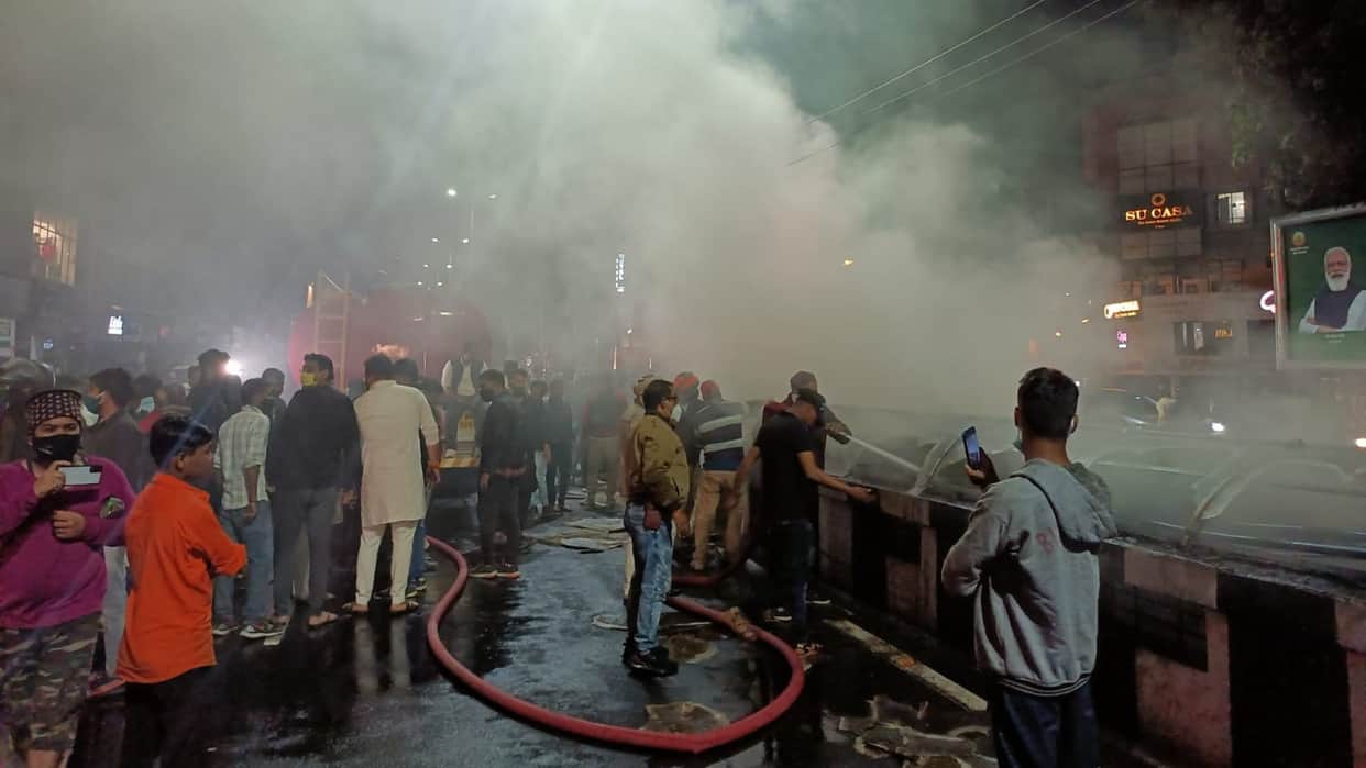 Fire in Bhopal's New Market: Accident occurred due to short circuit late night in shops built in subway, three shops were destroyed