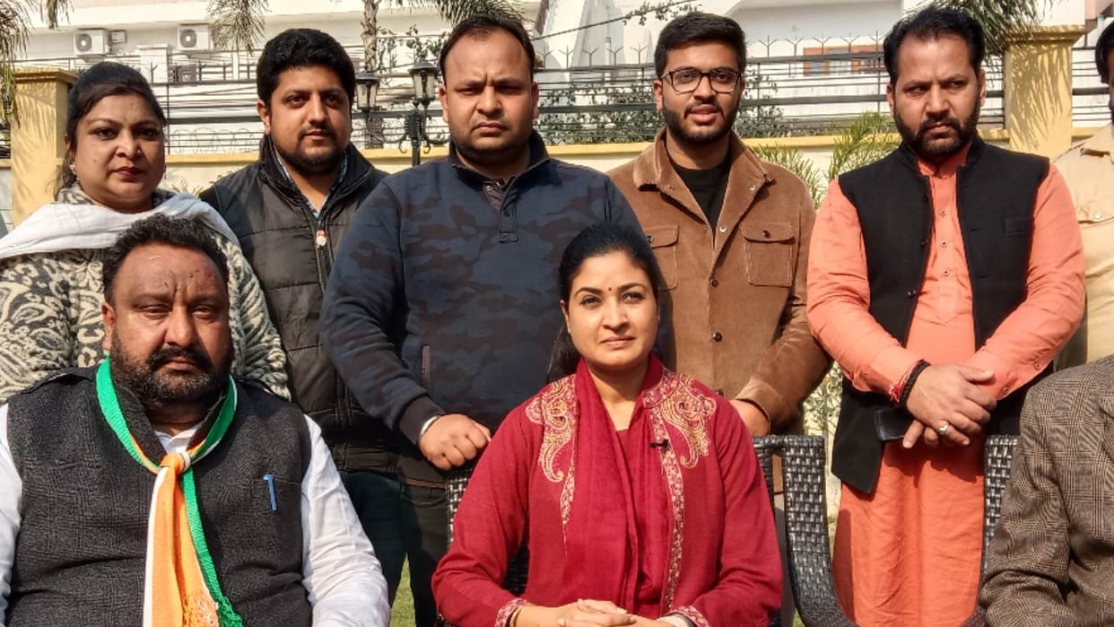 Punjab assembly election 2022: Alka Lamba targets Delhi CM Arvind Kejriwal