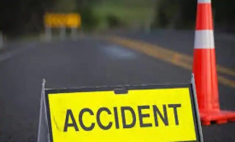 Udhampur road accident Eco vehicle fell into deep gorge in Ramnagar four killed three injured