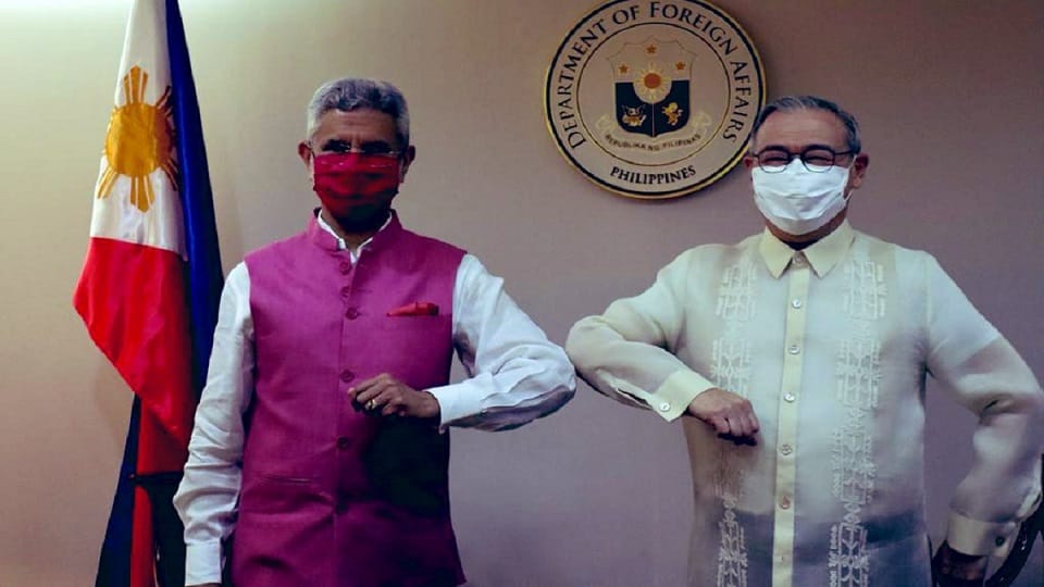 S Jaishankar meets Philippine Secretary of Foreign Affairs Teodoro Locsin