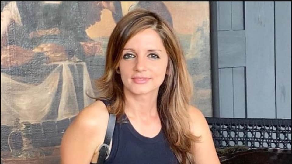 sussane khan shares romantic video with boyfriend arslan goni from california