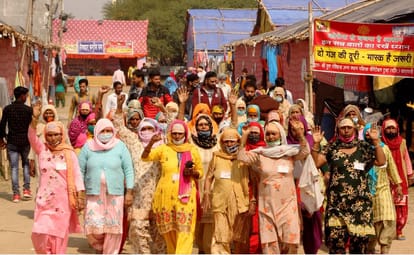 Sant Niranjan Das reached Banaras, welcomed with flowers