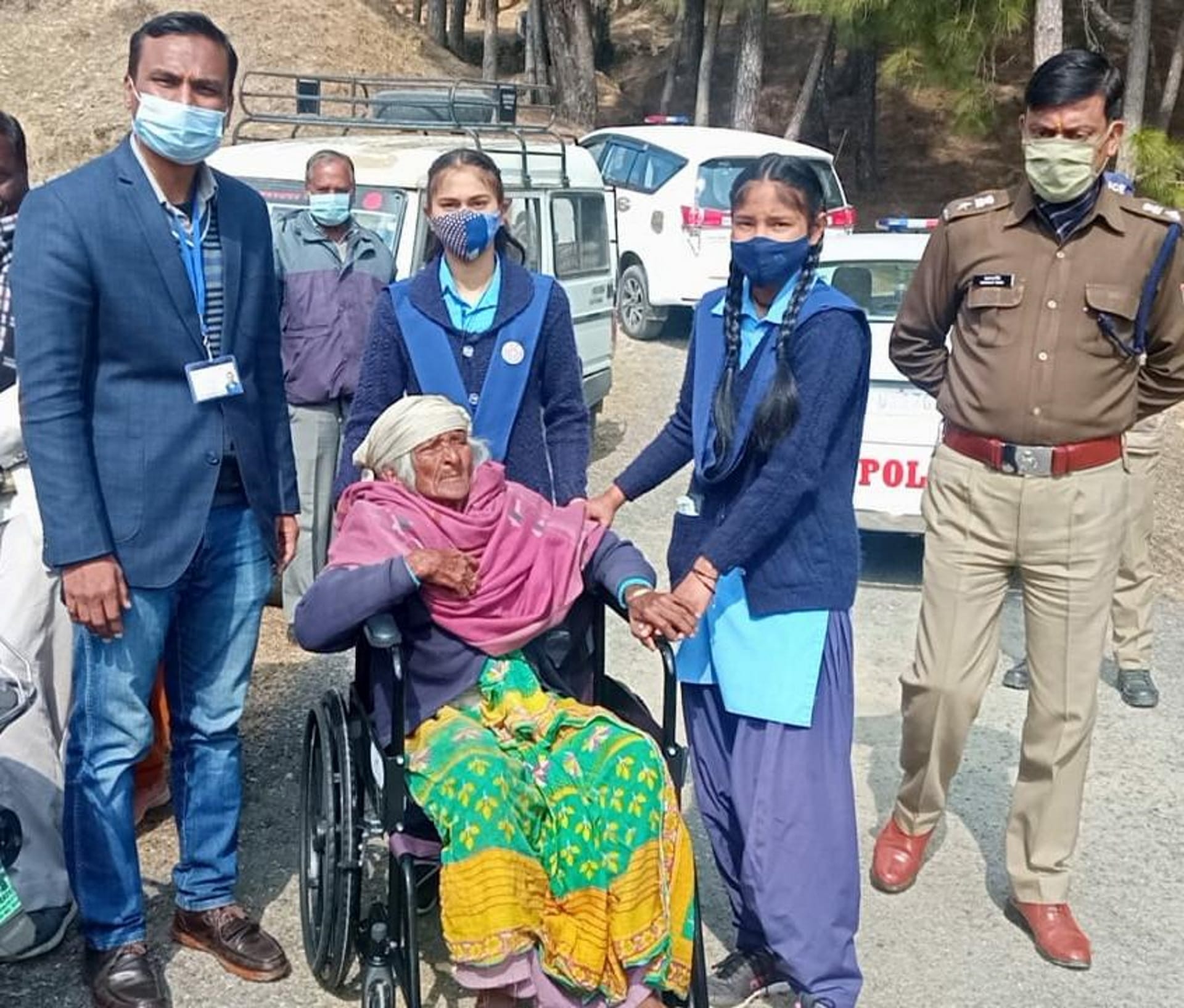 Uttarakhand Election 2022: Enthusiasm shown in 100-plus voters, see photos