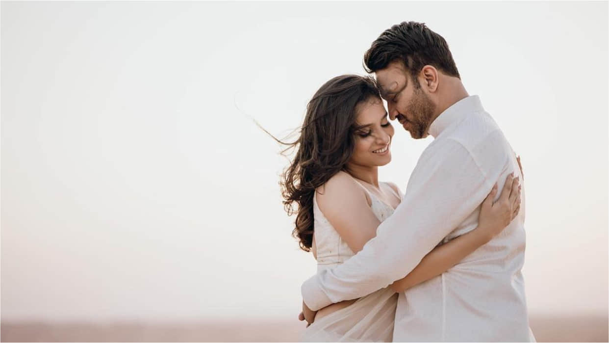 ankita lokhande share pre wedding photoshoot pics in dreamy white saree