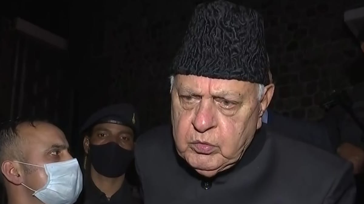 Former Chief Minister Farooq Abdullah said, peace will not be restored on the strength of army and police