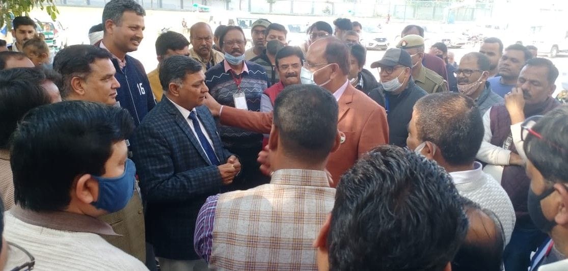 Hathras: CDO accused of indecency, master trainers stopped training