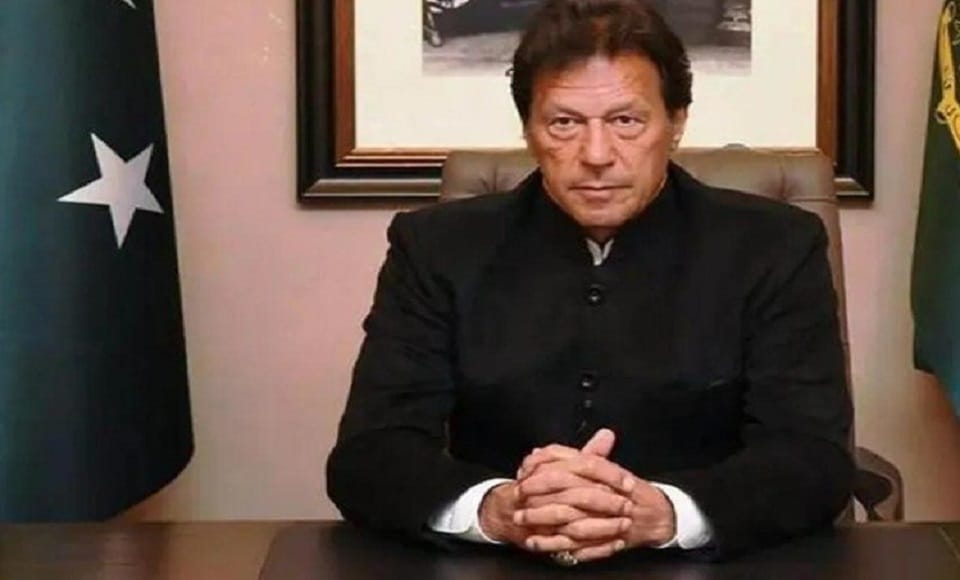 Pak govt files petition in SC, seeks opinion on disqualification of dissident lawmakers