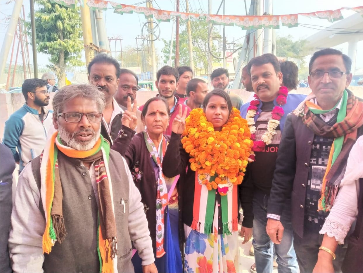 Uttar Pradesh elections: Bikru Kand accused Khushi Dubey sister Neha Tiwari is contesting election from kalyanpur vidhan sabha on congress ticket, but party workers are not supporting