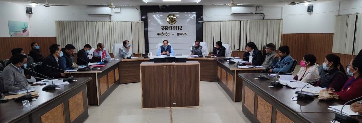 Hathras: 740 booths will be web casting in the district