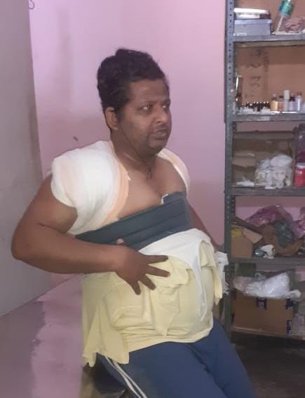 Police showered sticks, SP worker injured
