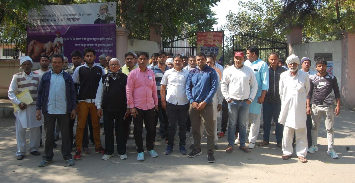 Villagers staged a sit-in for non-drainage of water from the fields and plots