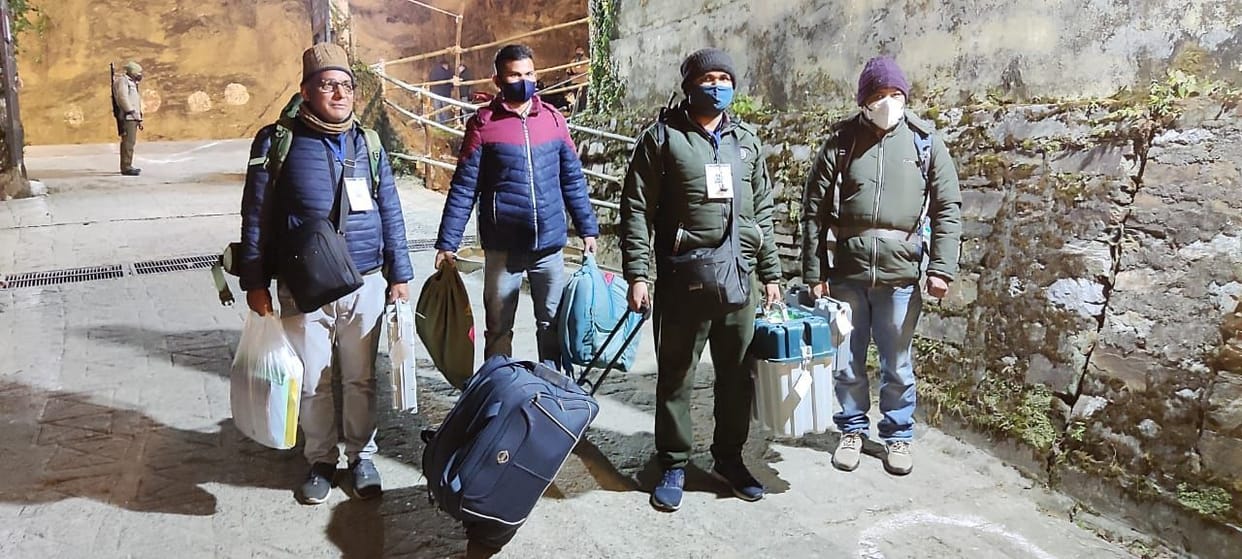 30 Polling Parties Came Back In Almora