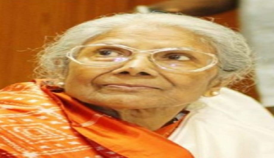Iconic Bengali singer Sandhya Mukherjee passes away at a private hospital in Kolkata, West Bengal 