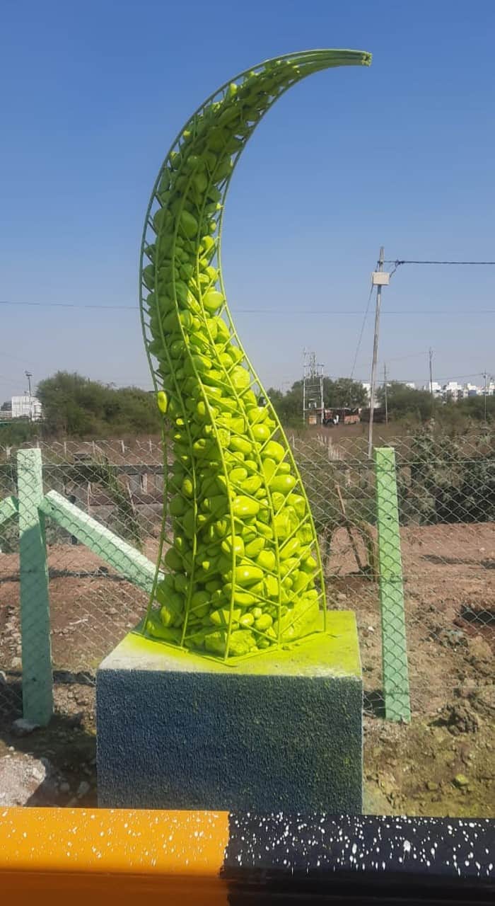 Indore: This is Indore where the West is also the best... By molding the stones in colors and decorating it in such a way that the face has been decorated