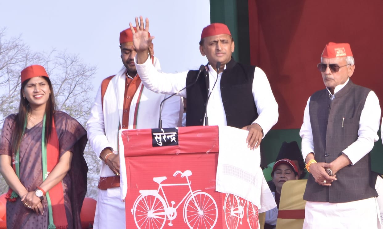 akhilesh target on bjp