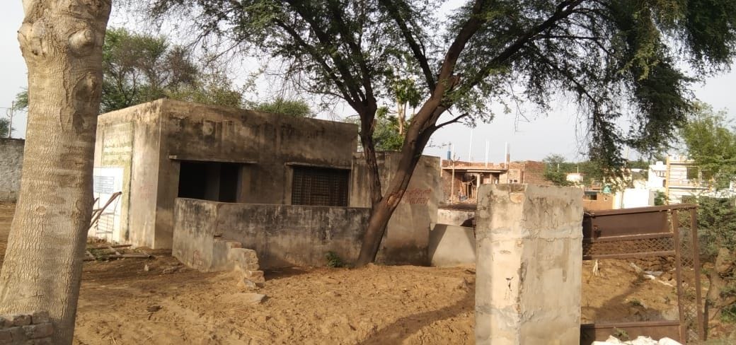 Animal hospital built 18 years ago in Rupana, was in dilapidated condition without the appointment of a doctor