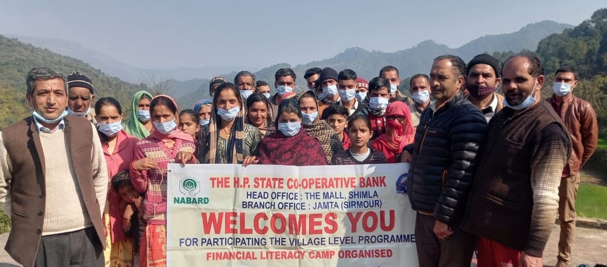 people taught about digital banking  in barman village nahan