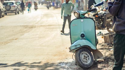 Bajaj Scooter legacy of Rahul bajaj Who Gave Indian Middle class Wheels
