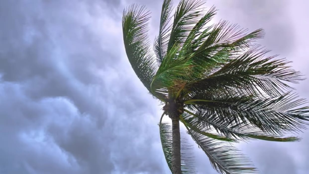 Brazil: Huge destruction due to storm in Rio de Janeiro, 18 people killed