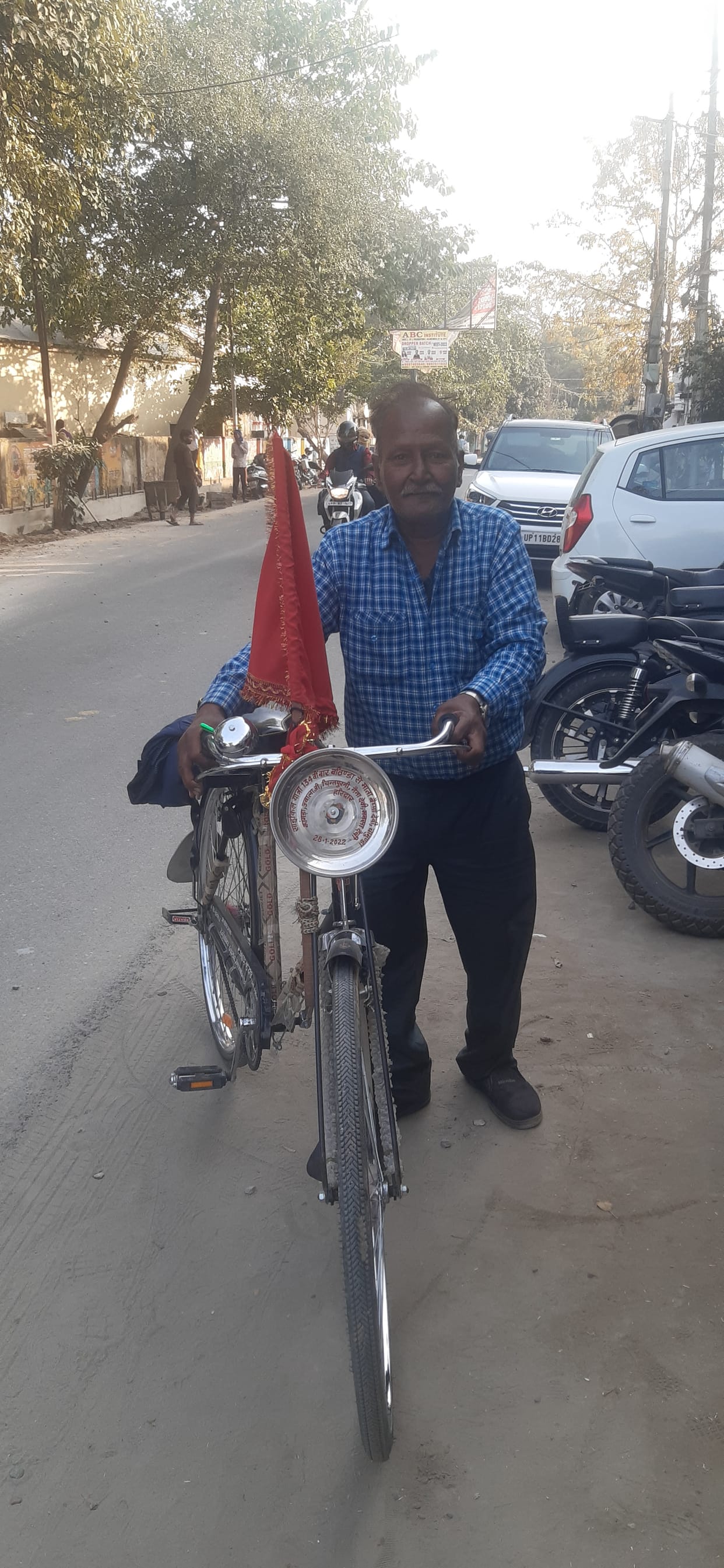Gupta returned after seeing mother Vaishno Devi for the 134th time on a bicycle
