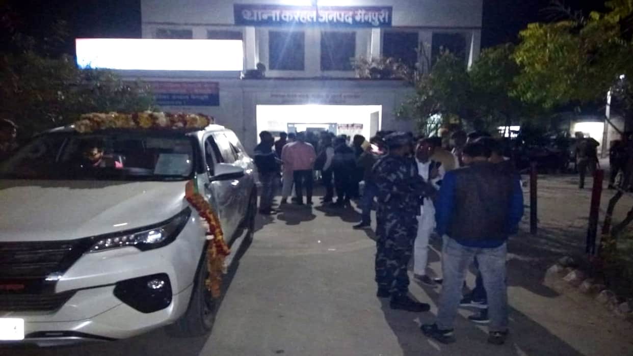 bjp candidate sp singh baghel files FIR in karhal Mainpuri
