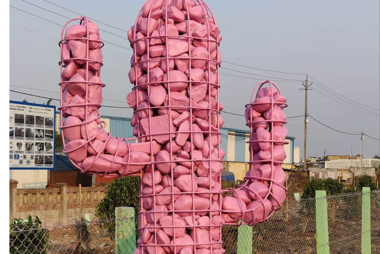 Indore: This is Indore where the West is also the best... By molding the stones in colors and decorating it in such a way that the face has been decorated