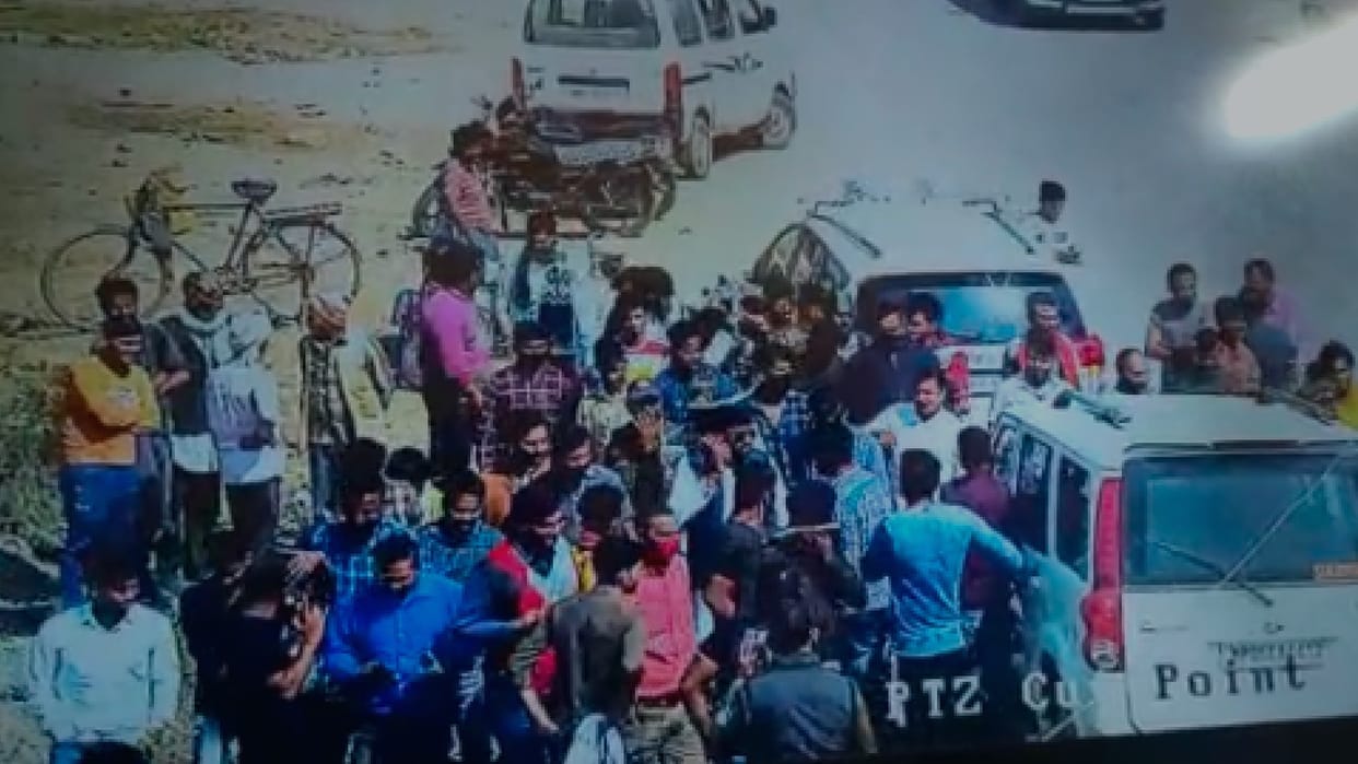 Morena: Dimani MLA's supporters vandalized the toll plaza alleging illegal recovery, CCTV footage surfaced