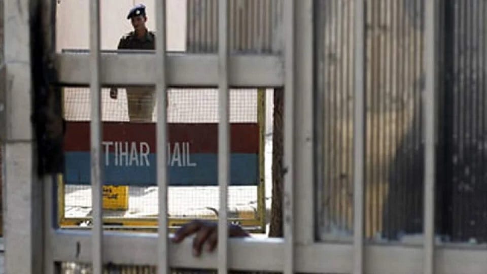 Clashes between two groups of prisoners in Tihar Jail