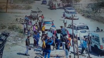 Morena: Dimani MLA's supporters vandalized the toll plaza alleging illegal recovery, CCTV footage surfaced