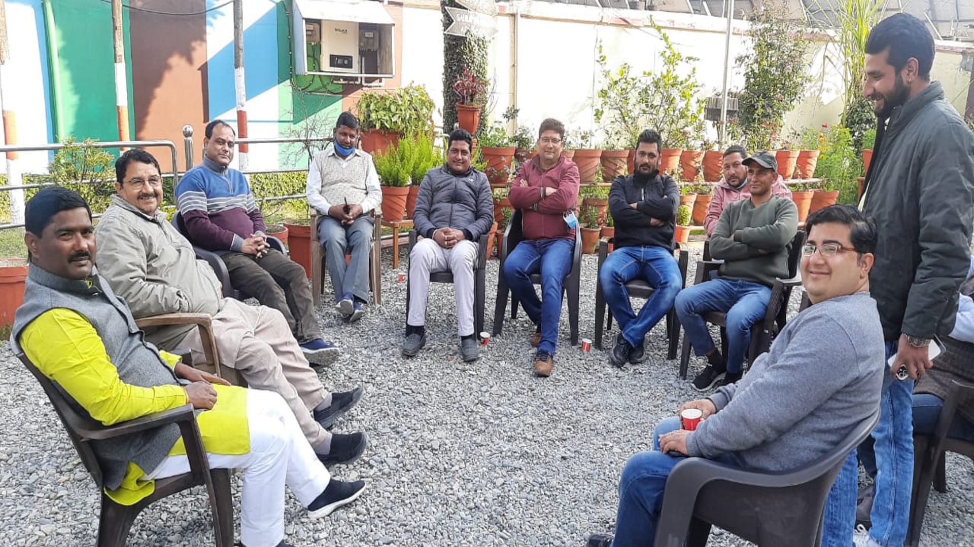 Uttarakhand Election 2022: First the fatigue of the election came, then the candidates engaged in the multiplication of votes, see photos