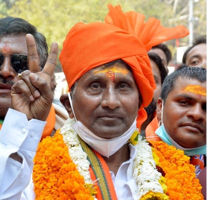UP election 2022: Former MP Rajesh Mishra's cash decreased, Surendra Patel's immovable assets increased in five years