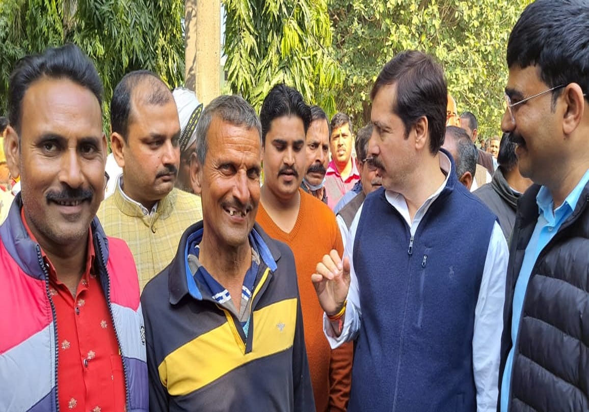 UP Election 2022 jaunpur bahubali former MP dhananjay singh 10 cases wife is billionaire know total property