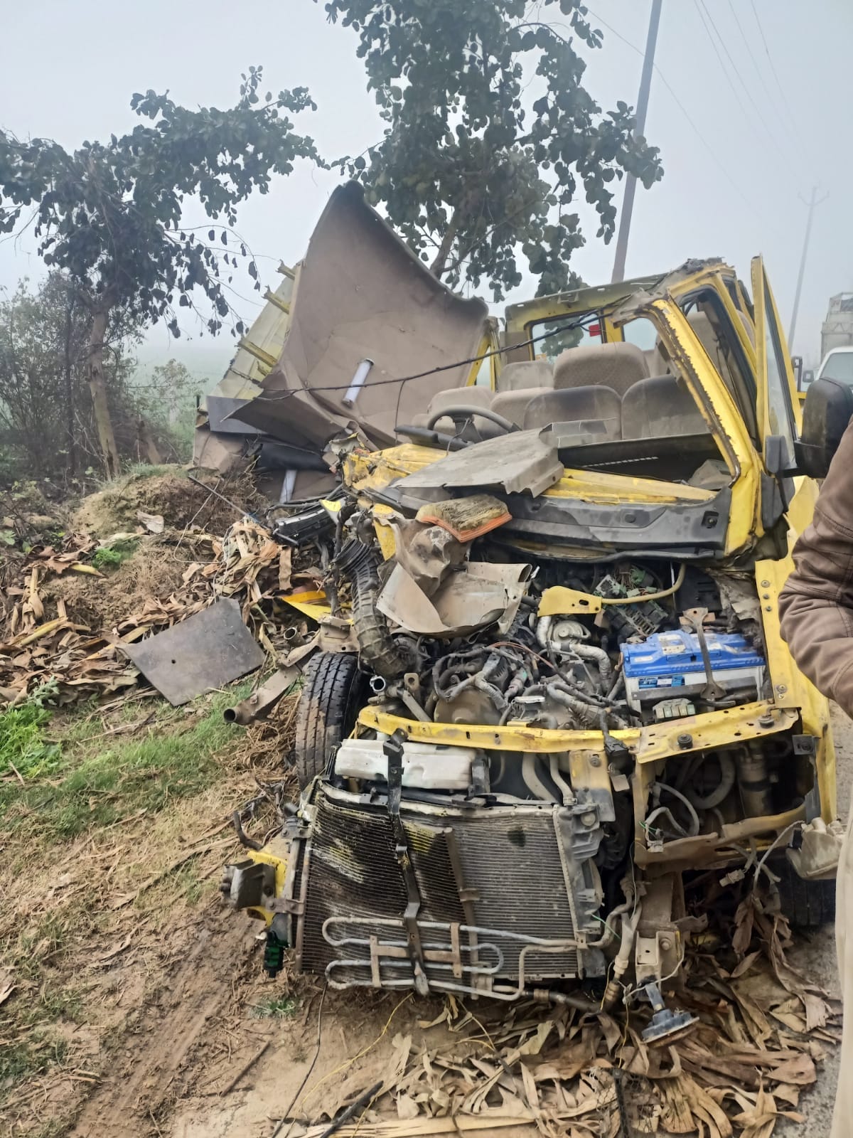 School bus accident in Muzaffarnagar, ten students injured