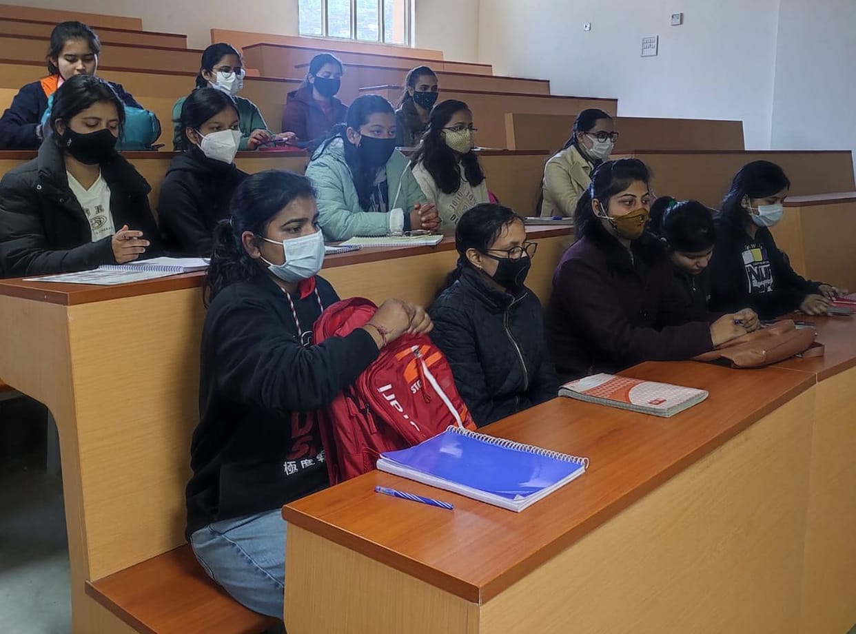 ALmora Medical College Soon Have Dress Code