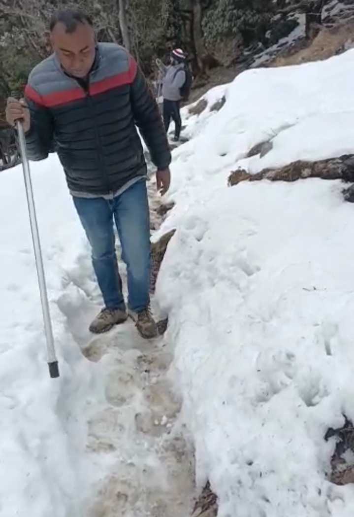Snow Creats Mess