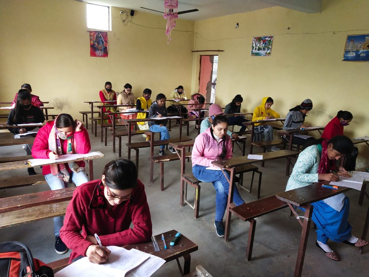 Neha and Saurabh won the competition