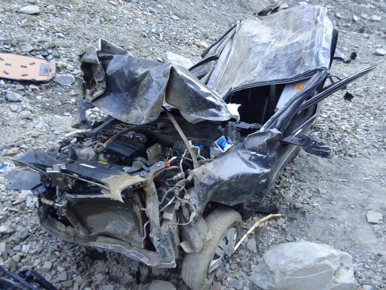One killed, two injured in car accident