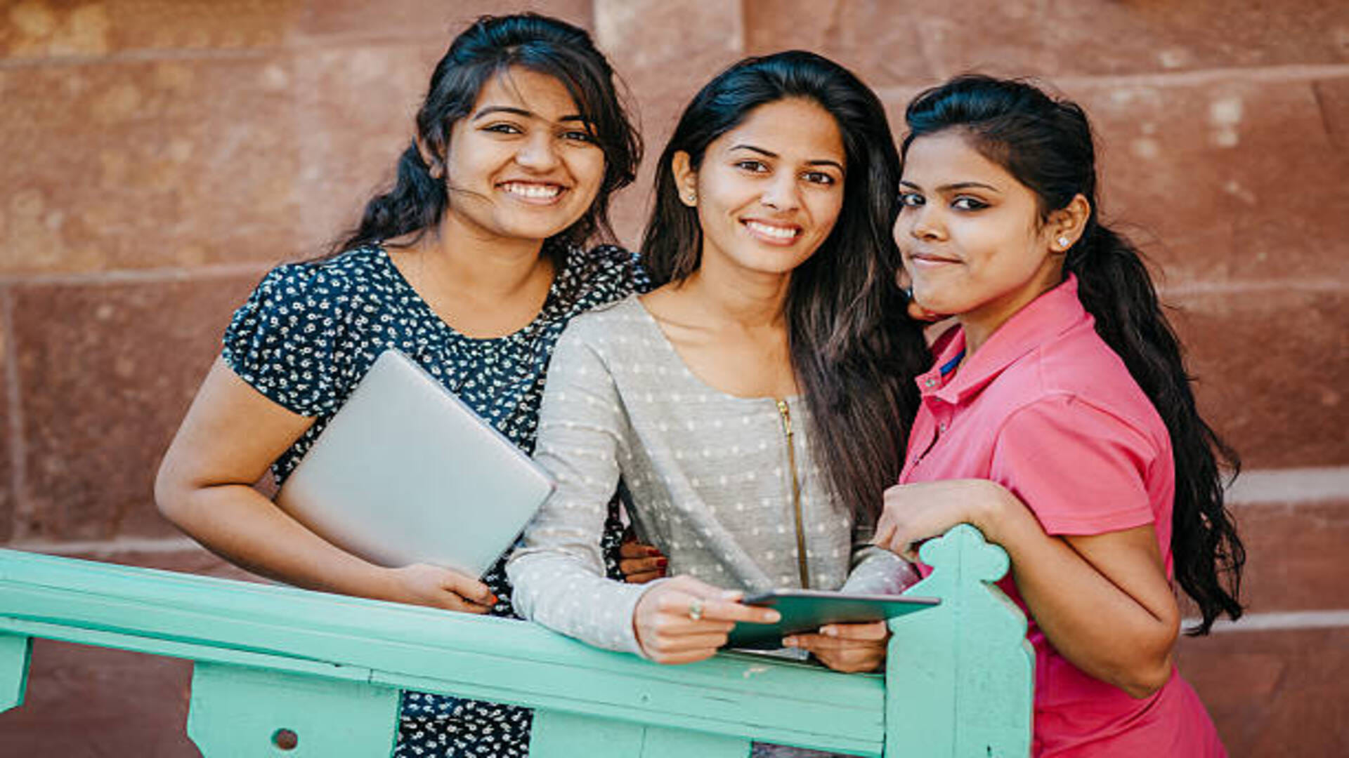 Balika Snatak Protsahan Yojana bihar government will give 25 thousand rupees to graduate girls know how to get benefit