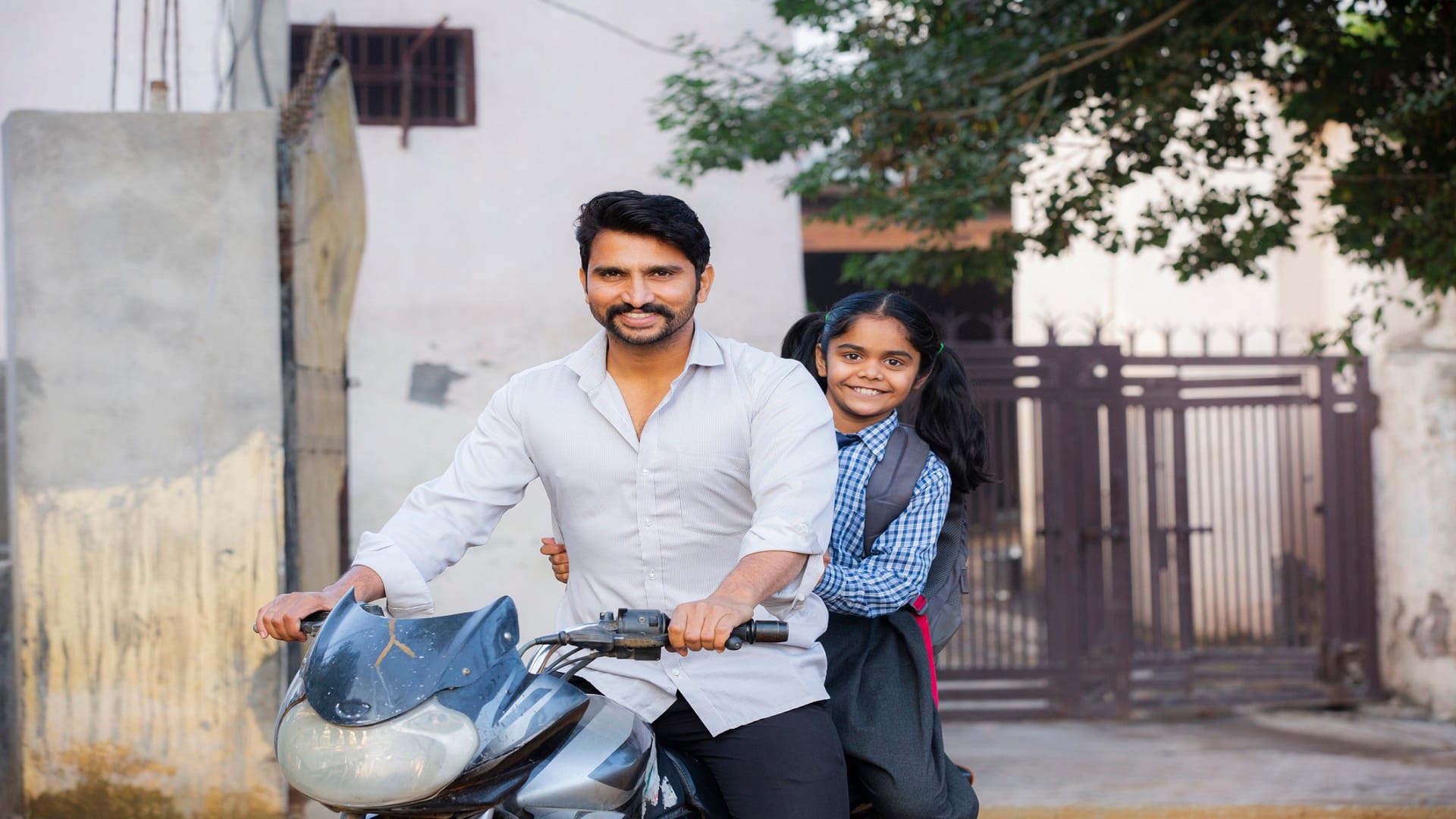according to Road Transport and Highways Ministry new safety rules helmet for child on bike limited speed up to 40 kmph mandatory
